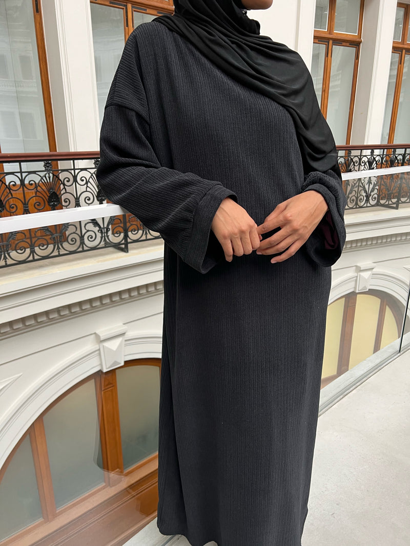 ABAYA CÔTELÉ NOIR T2